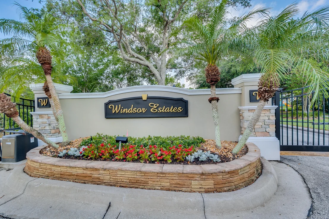 Photo of 6017 Arlington Circle