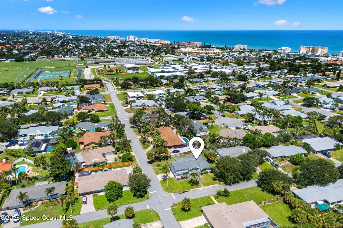Photo of 470 Seabreeze Drive