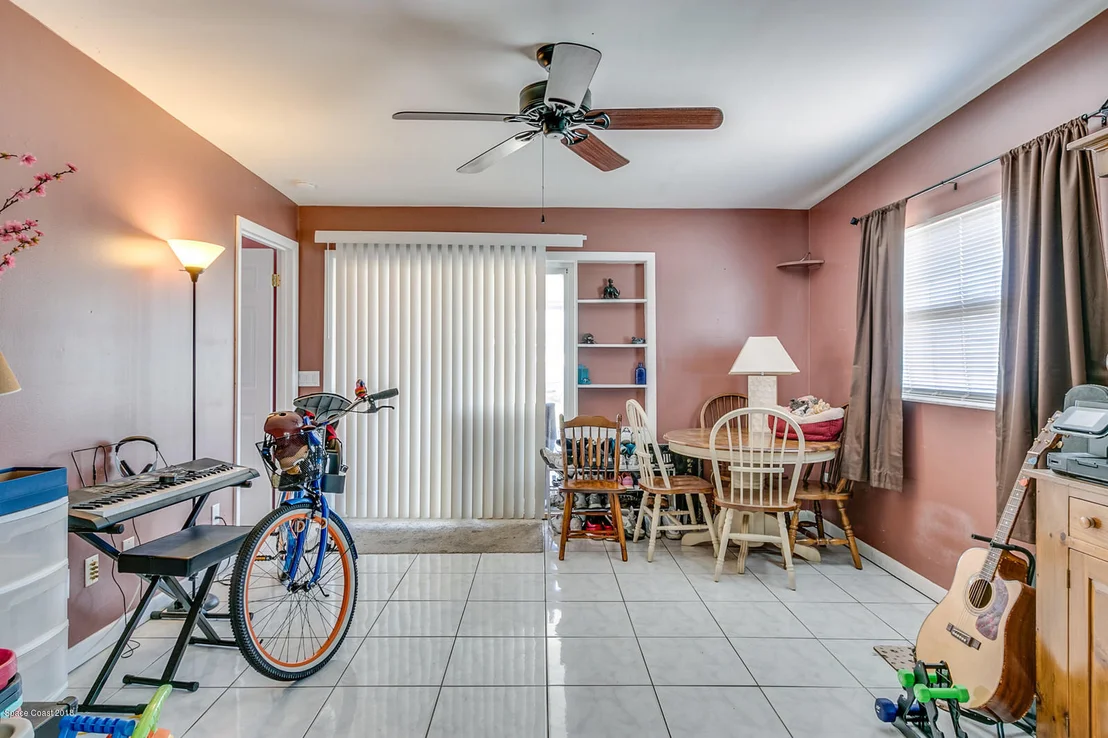 Photo of 3159 Abbott Avenue NE