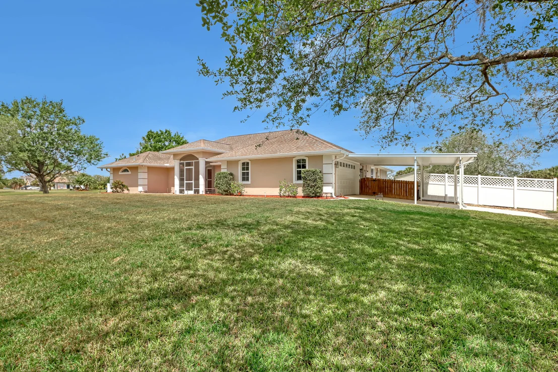 Photo of 1840 Barton Boulevard