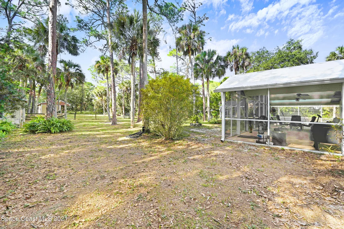 Photo of 2533 Meadow Lane