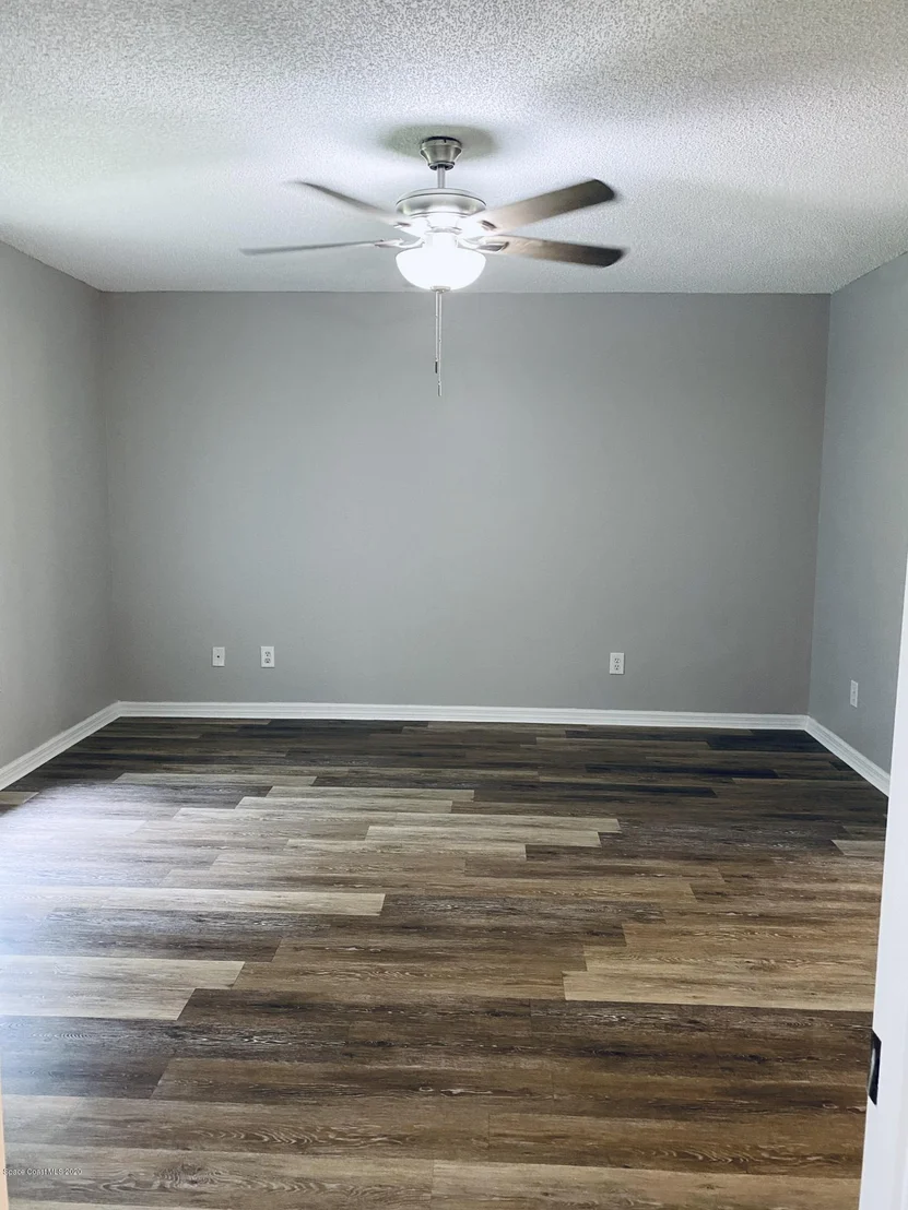 Photo of 6100 Edison Street