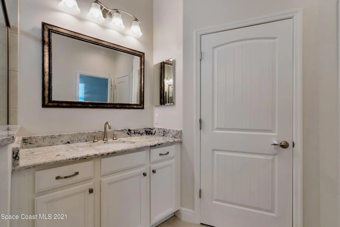 Photo of 7357 Bluemink Lane