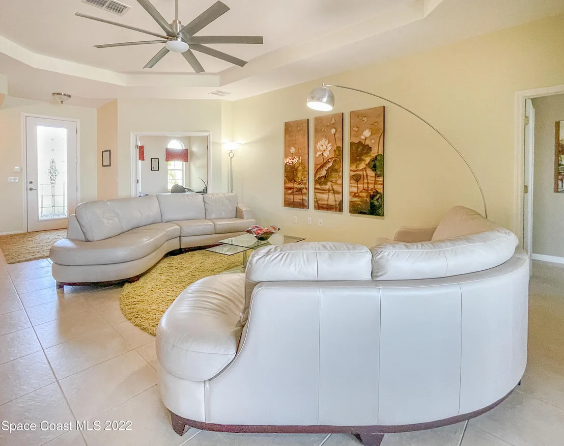 Photo of 3283 Hawthorne Avenue
