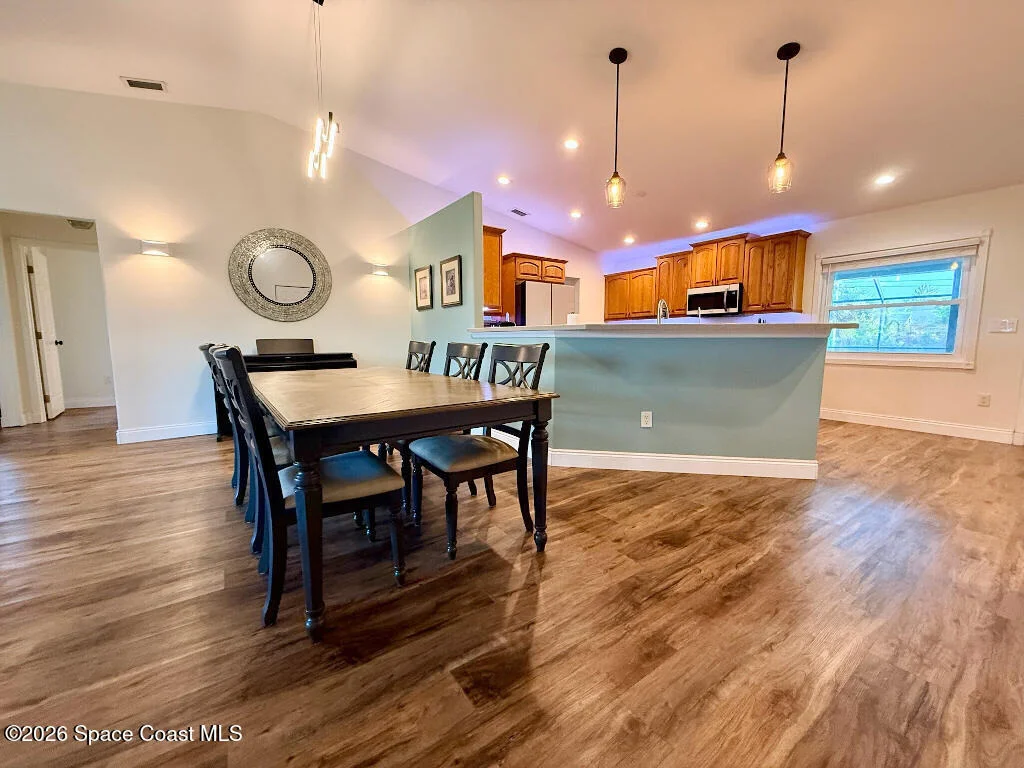 Photo of 9010 Central Avenue