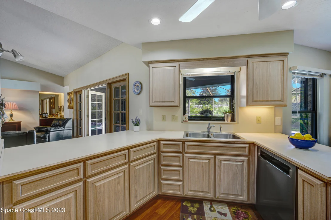 Photo of 3537 Swallow Drive