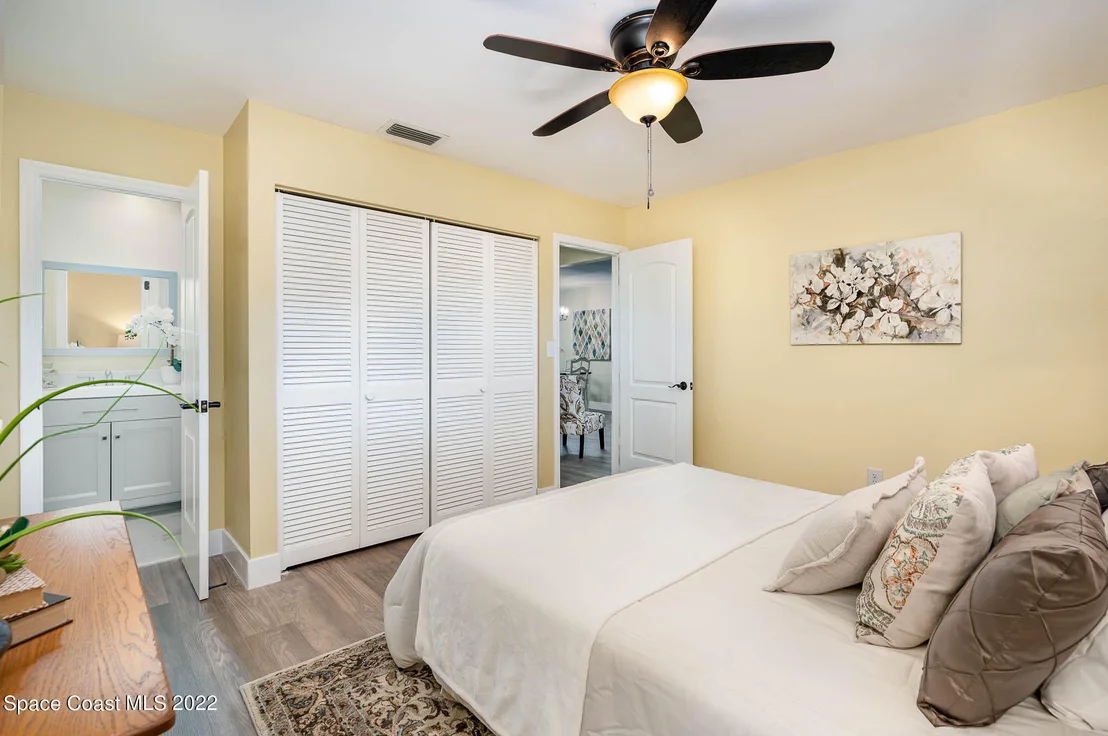 Photo of 721 Pebble Beach Avenue NE