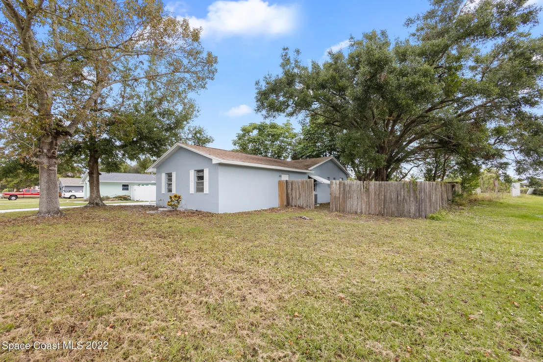 Photo of 3491 Jay Tee Drive