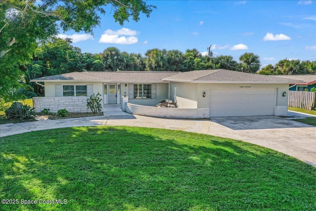 Photo of 303 Surf Road