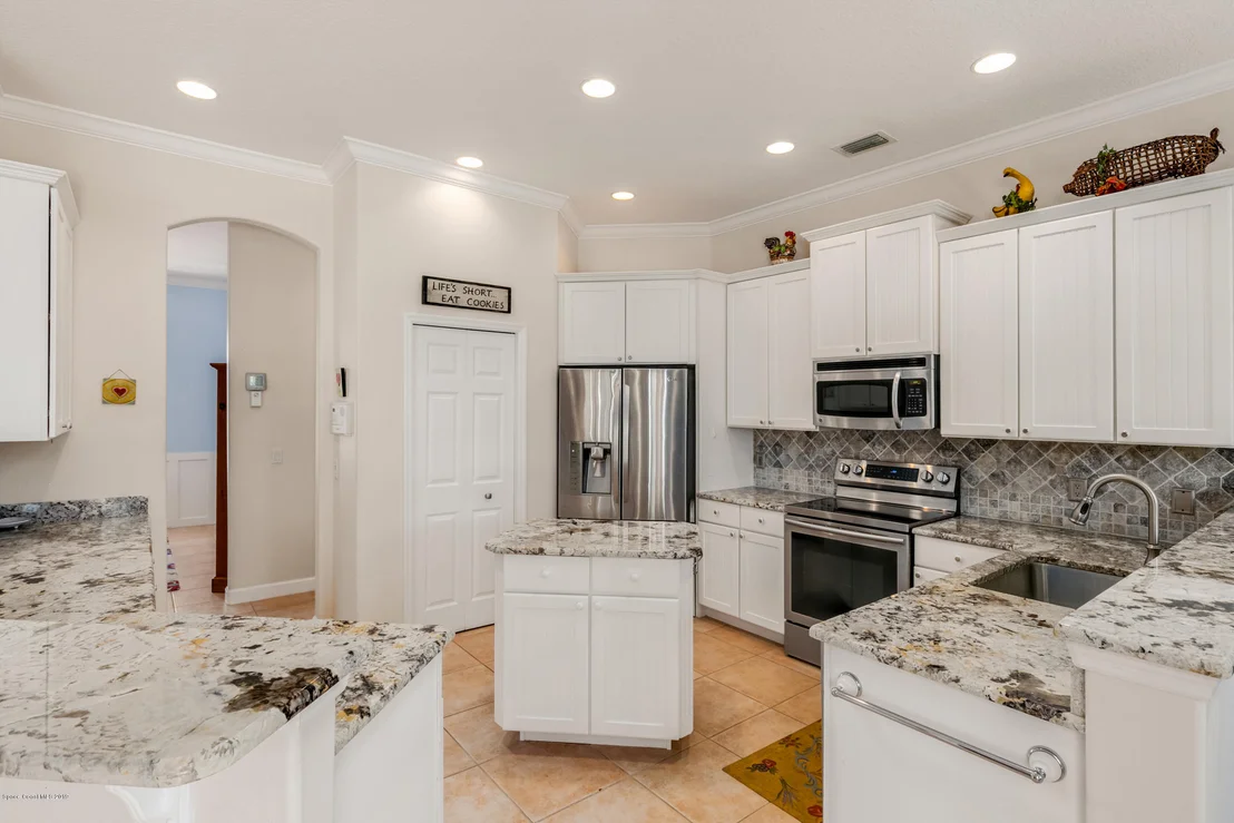 Photo of 162 Miami Avenue