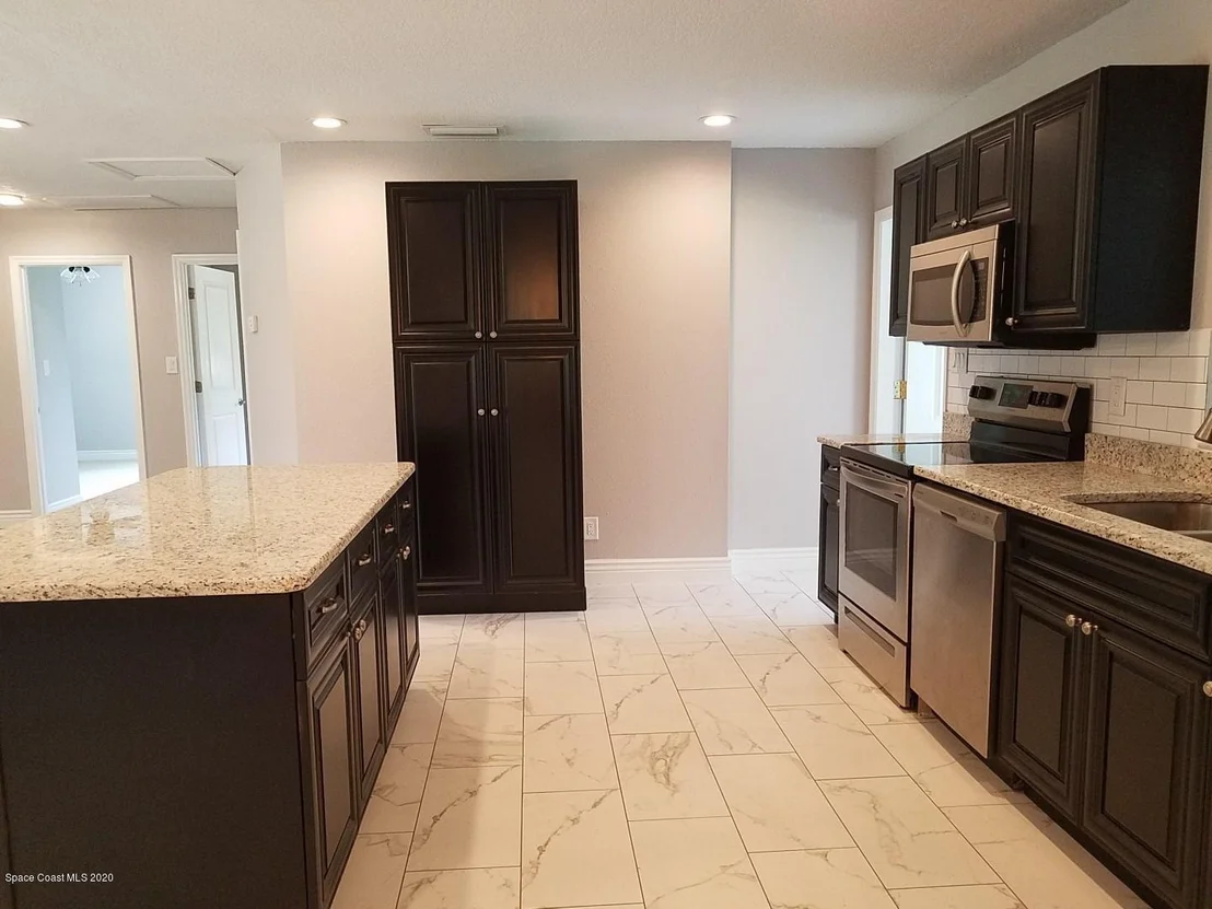 Photo of 5040 Scott Road