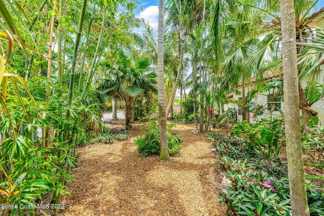 Photo of 301 Miami Avenue