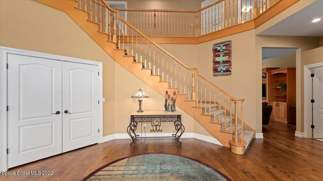 Photo of 873 Oak Park Drive