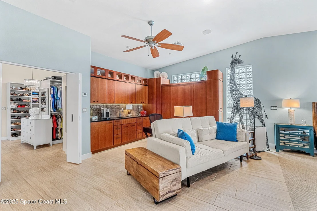 Photo of 561 Capri Road