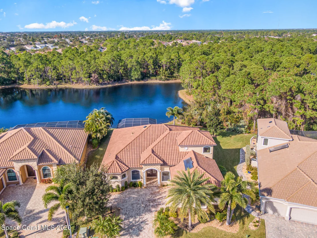 Photo of 1472 Tralee Bay Avenue