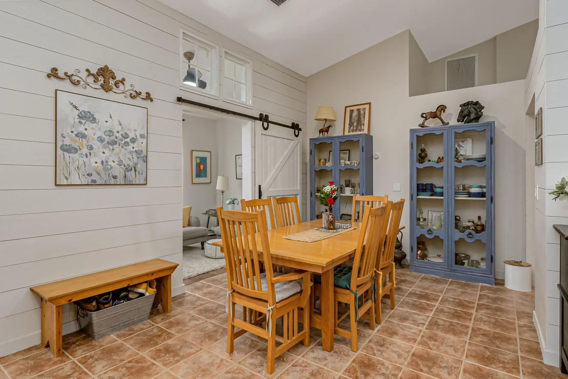 Photo of 3552 Swallow Drive