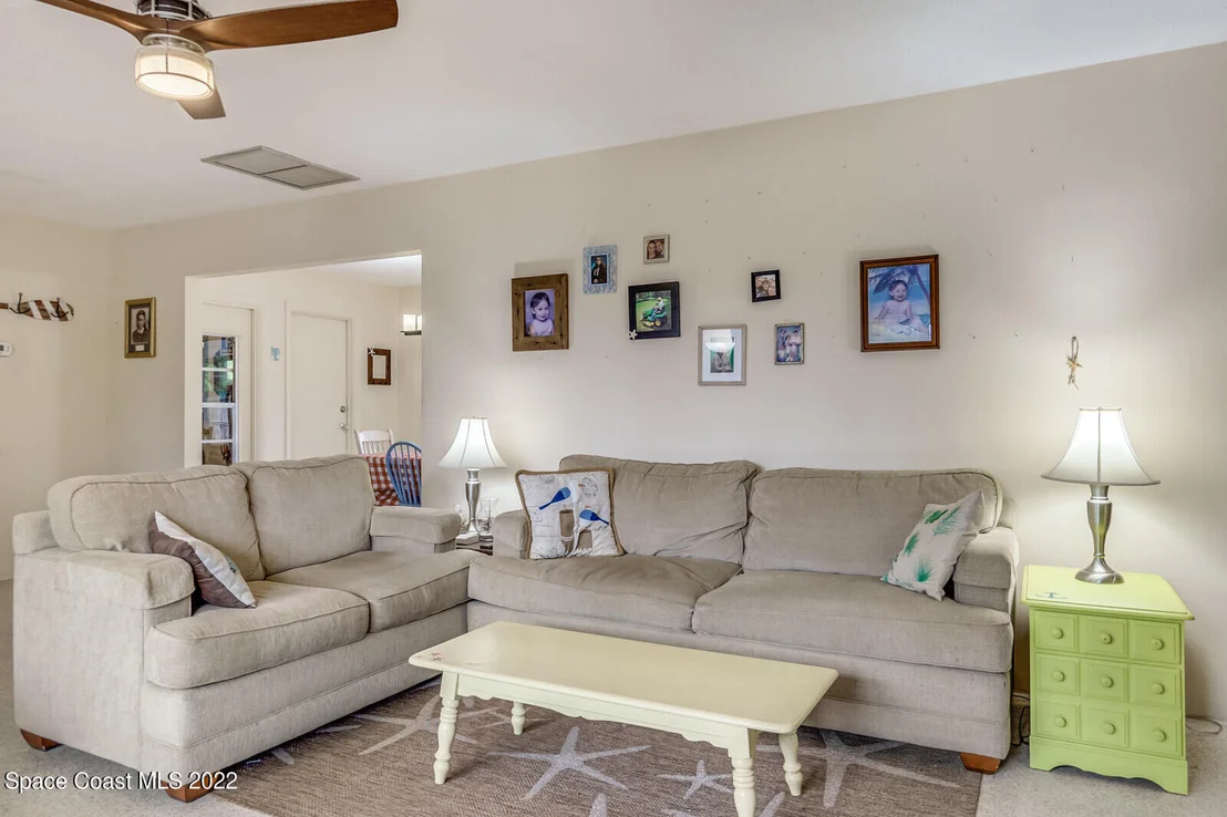 Photo of 306 Cocoa Avenue