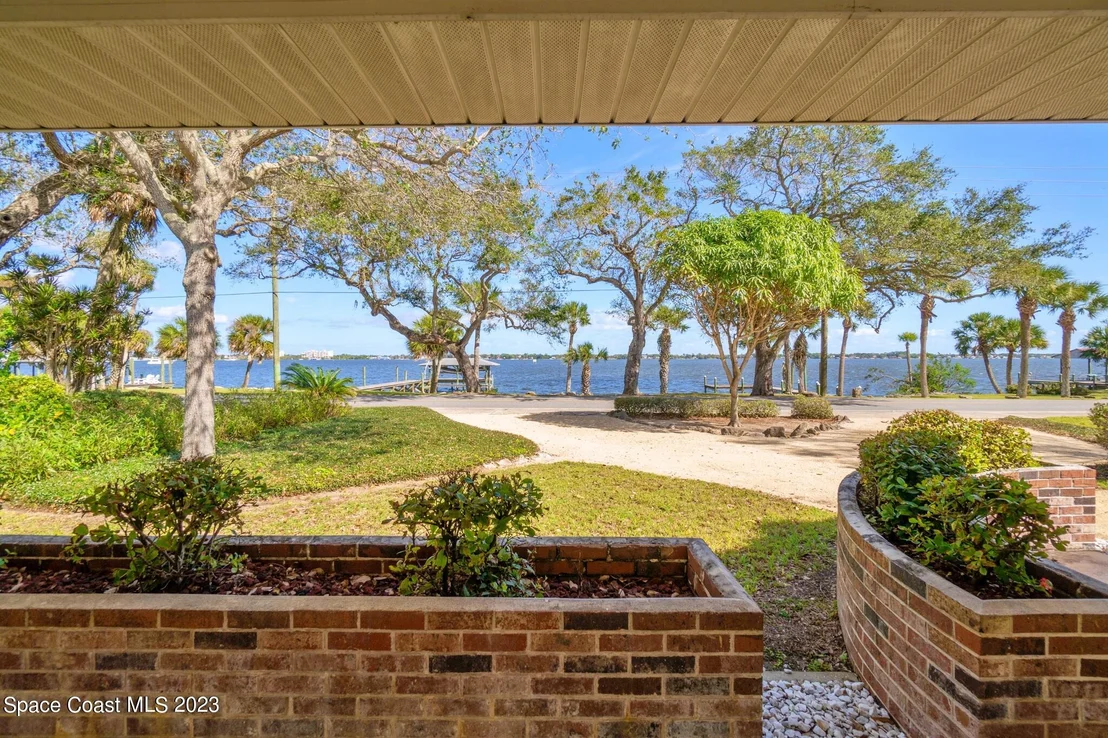 Photo of 535 Rockledge Drive