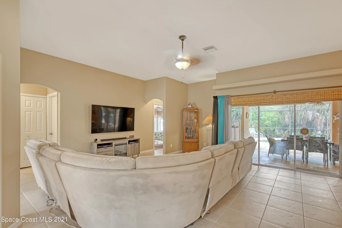 Photo of 3820 Waterford Drive