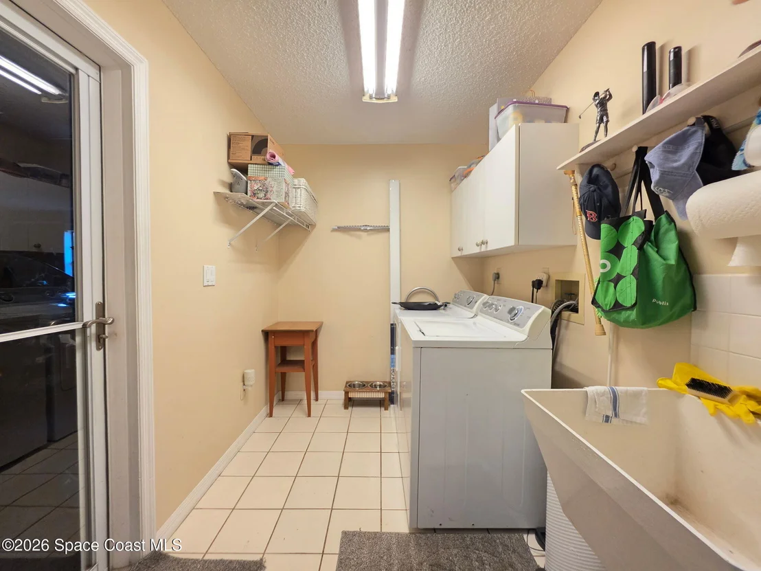 Photo of 2599 Senator Way