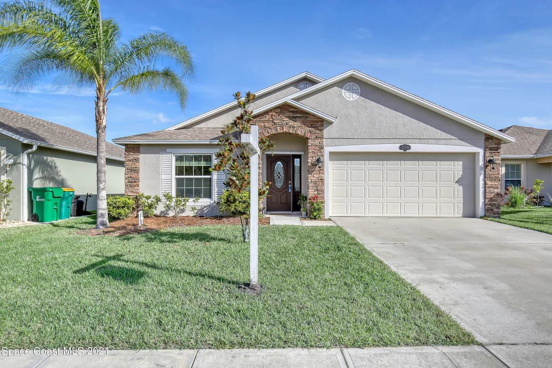 Photo of 1290 Corbett Lane