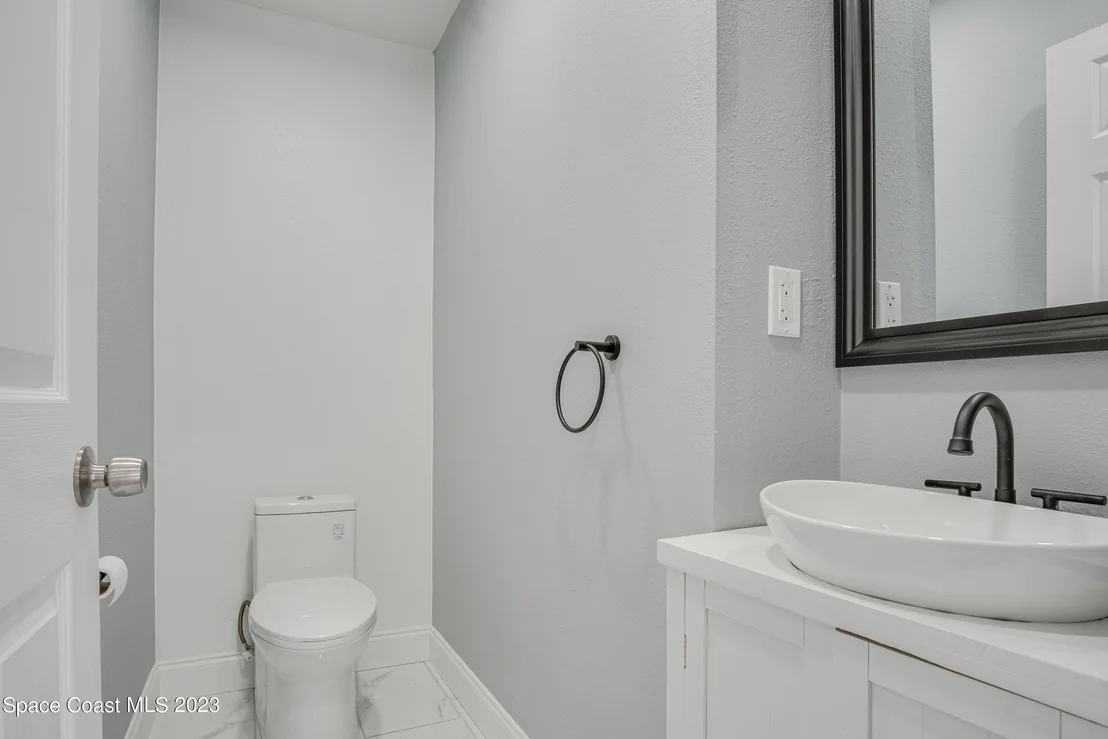 Photo of 660 Aloha Avenue
