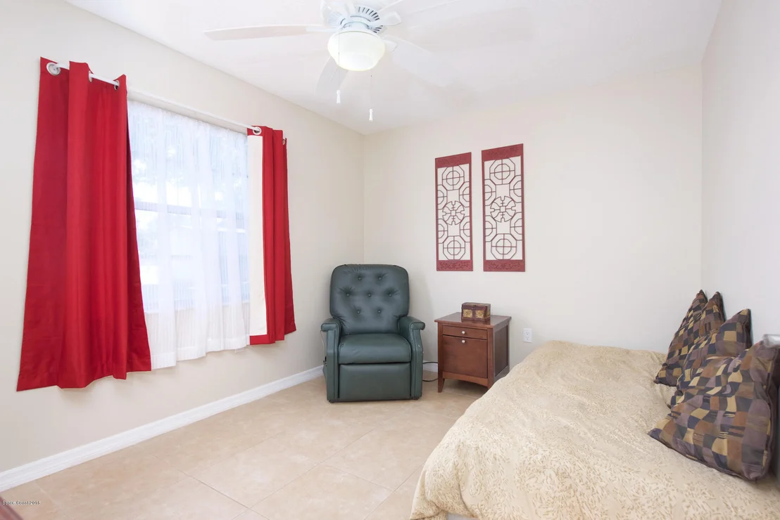 Photo of 2847 Pembroke Road