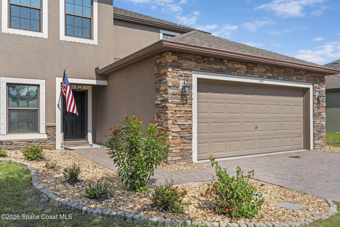 Photo of 641 Dillard Drive SE