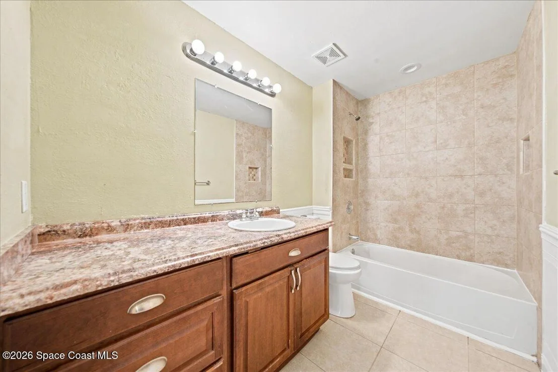 Photo of 813 Emerald Way