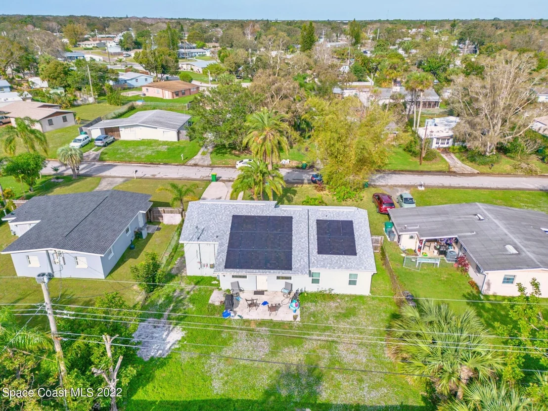 Photo of 2263 Saint Dunston Lane