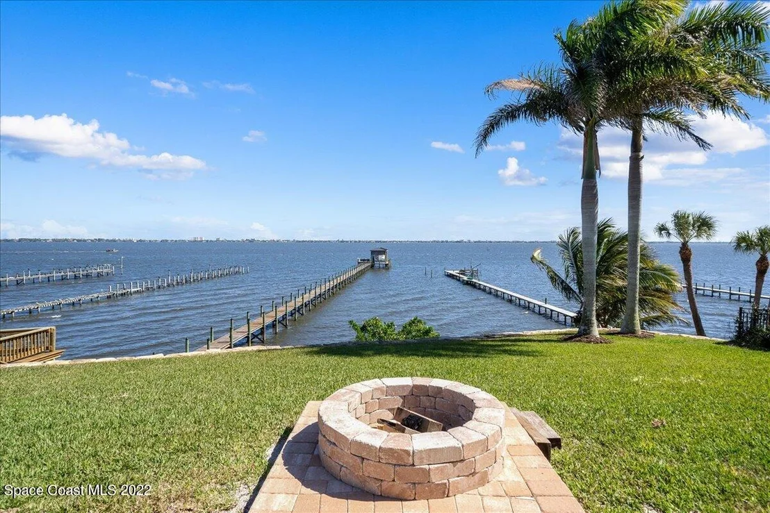 Photo of 671 Indian River Drive