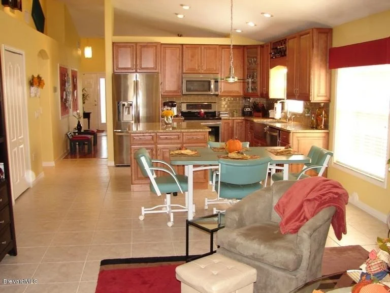 Photo of 6874 Renshaw Drive
