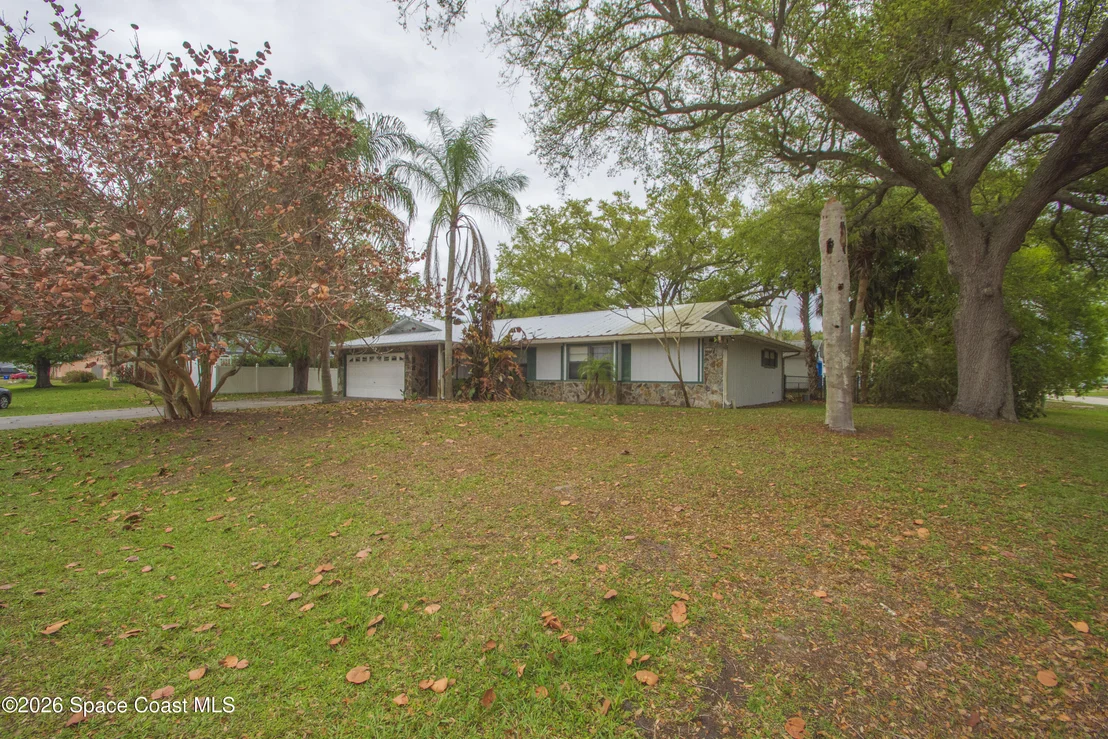 Photo of 697 Barber Street