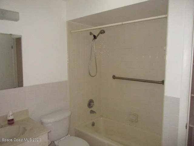 Photo of 223 Eldron Boulevard NE