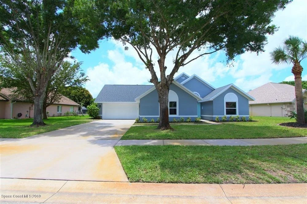 Photo of 2090 Lionel Drive