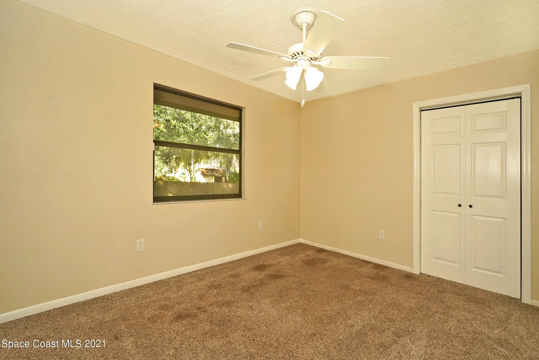 Photo of 1375 War Eagle Boulevard