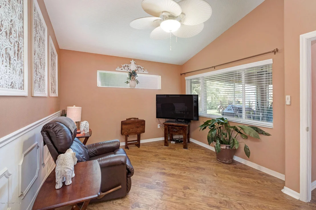 Photo of 2862 Boddington Way