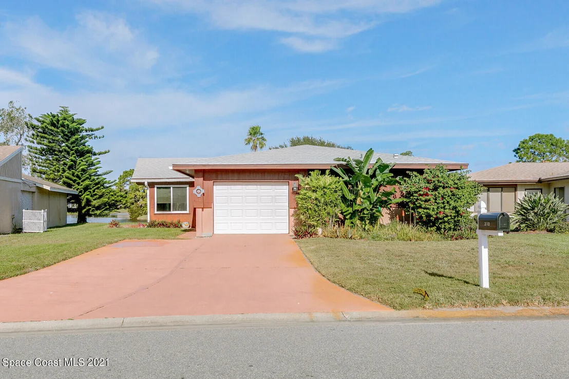 Photo of 310 Bayhead Drive