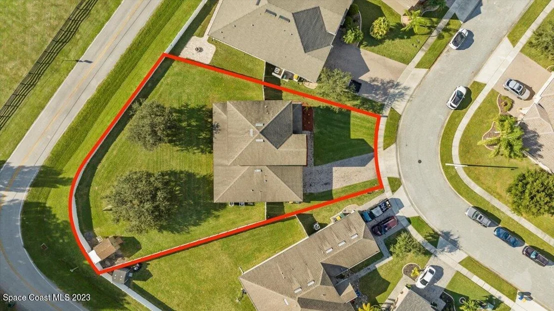 Photo of 2000 Bridgeport Circle