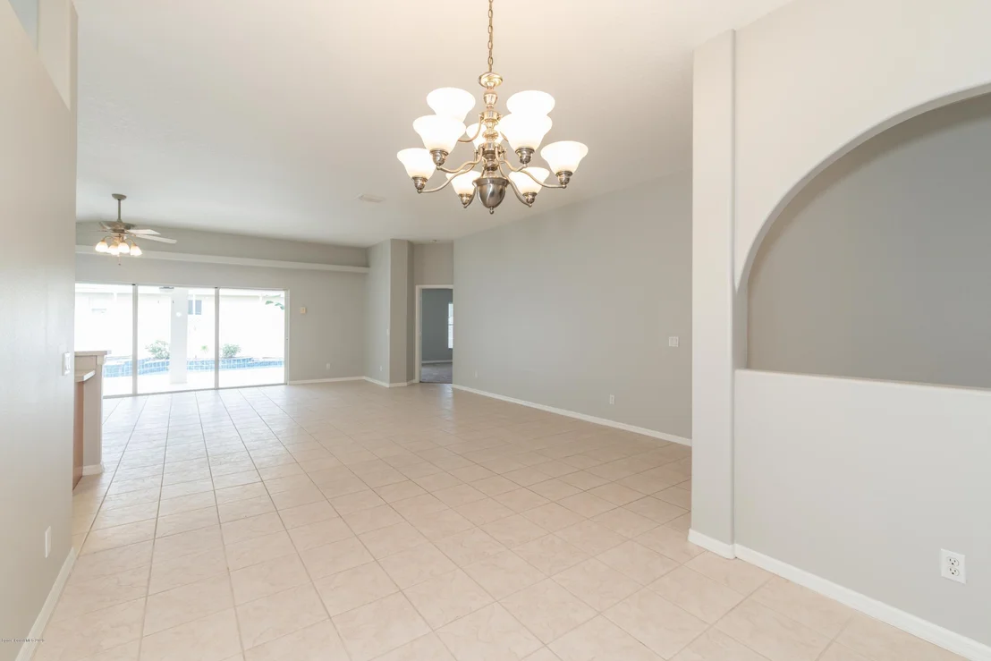 Photo of 455 Sedgewood Circle