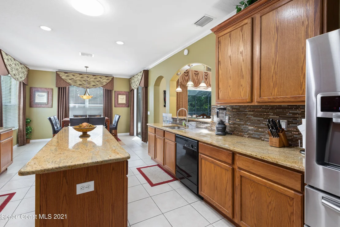 Photo of 3416 Peninsula Circle