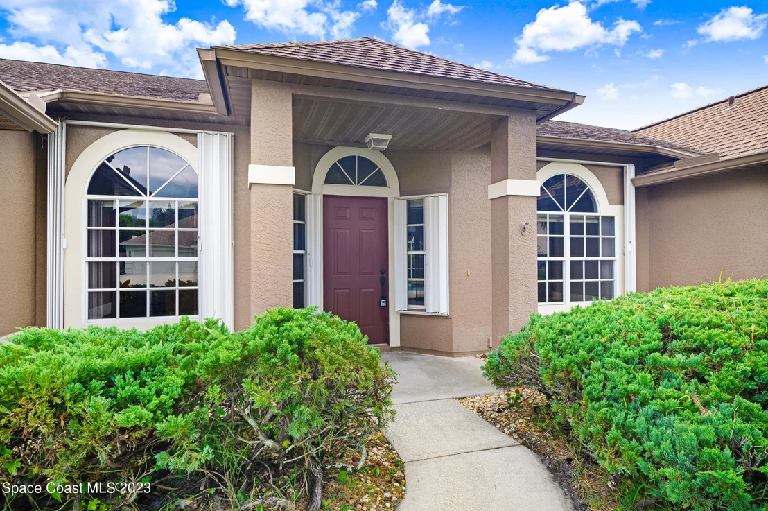 Photo of 2634 Lowell Circle