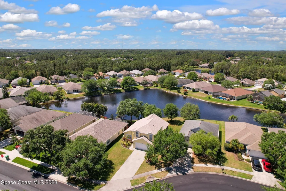 Photo of 2820 Stratford Pointe Drive