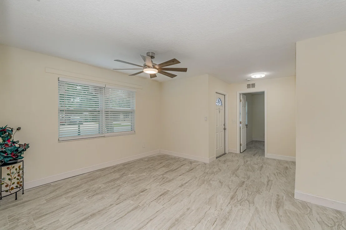 Photo of 2896 Lancaster Road