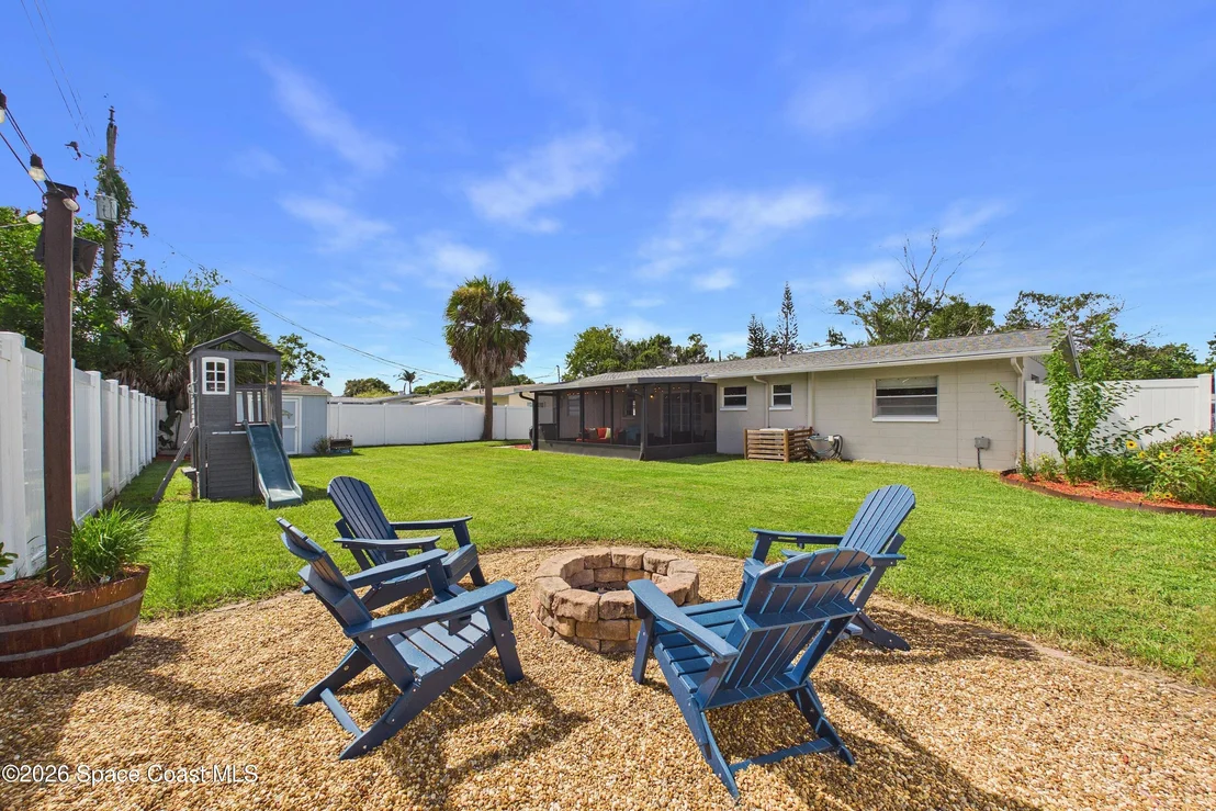 Photo of 2391 Lorna Drive