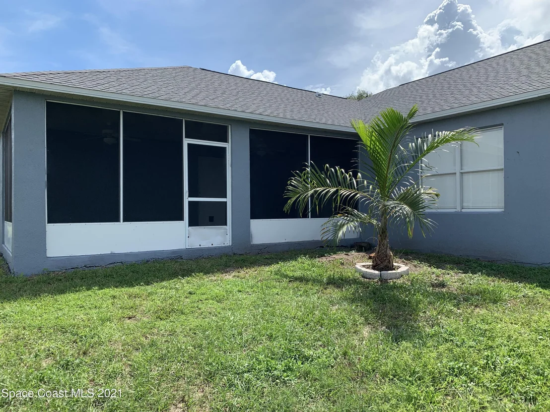 Photo of 721 Amor Drive