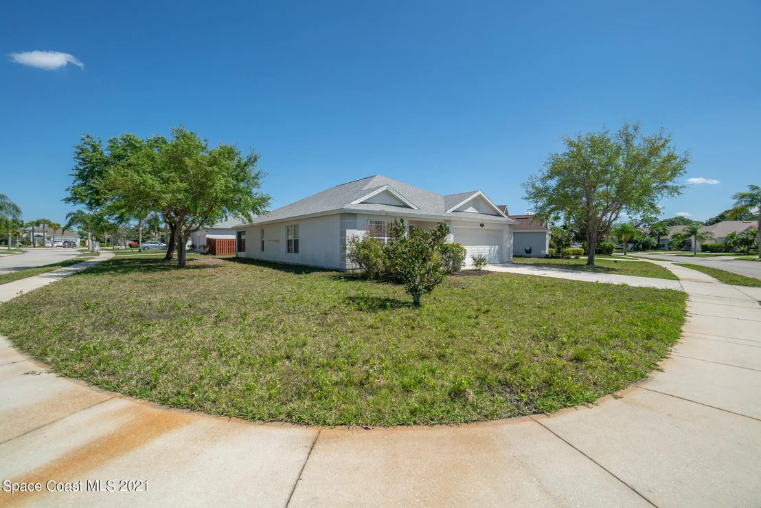 Photo of 1850 Sun Gazer Drive
