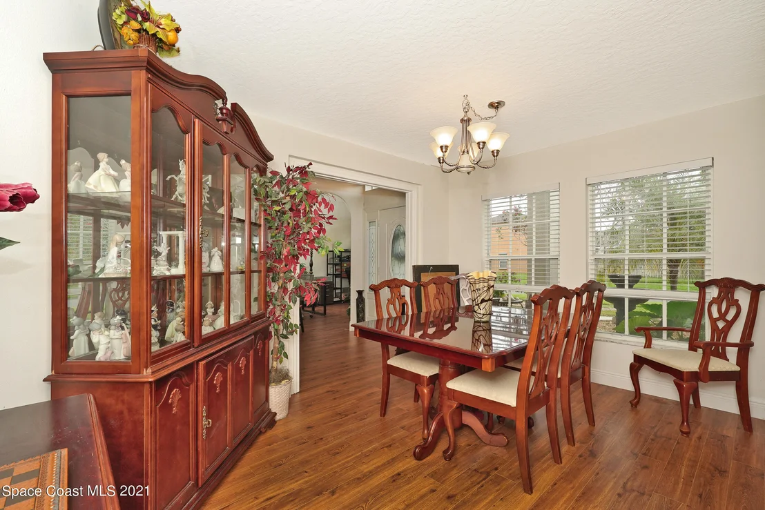 Photo of 2775 Summer Brook Street