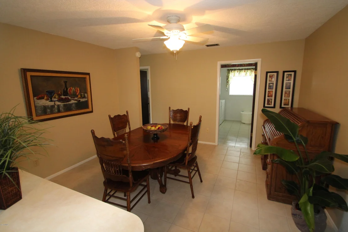 Photo of 2700 FOREST Drive