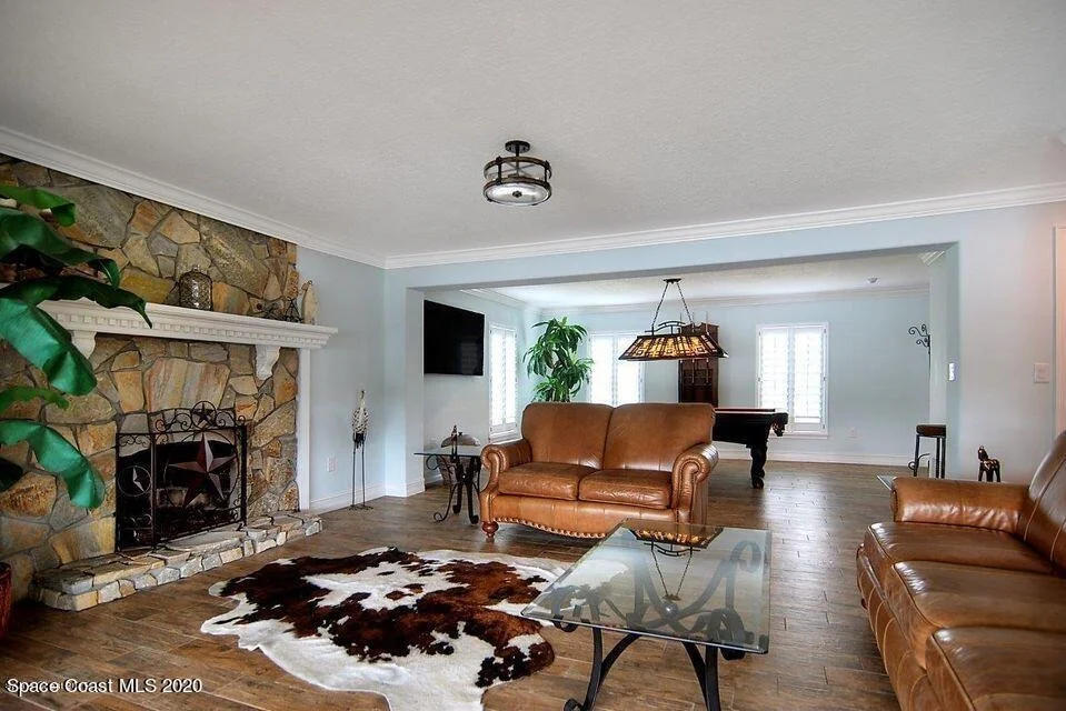 Photo of 1445 Martin Road